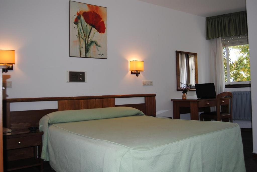Hostal Palas A Coruna Exterior photo