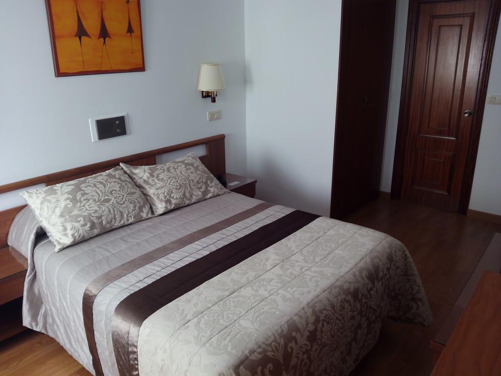 Hostal Palas A Coruna Exterior photo