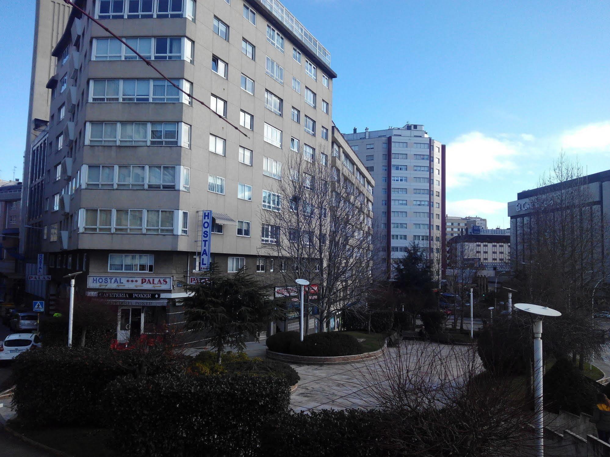 Hostal Palas A Coruna Exterior photo