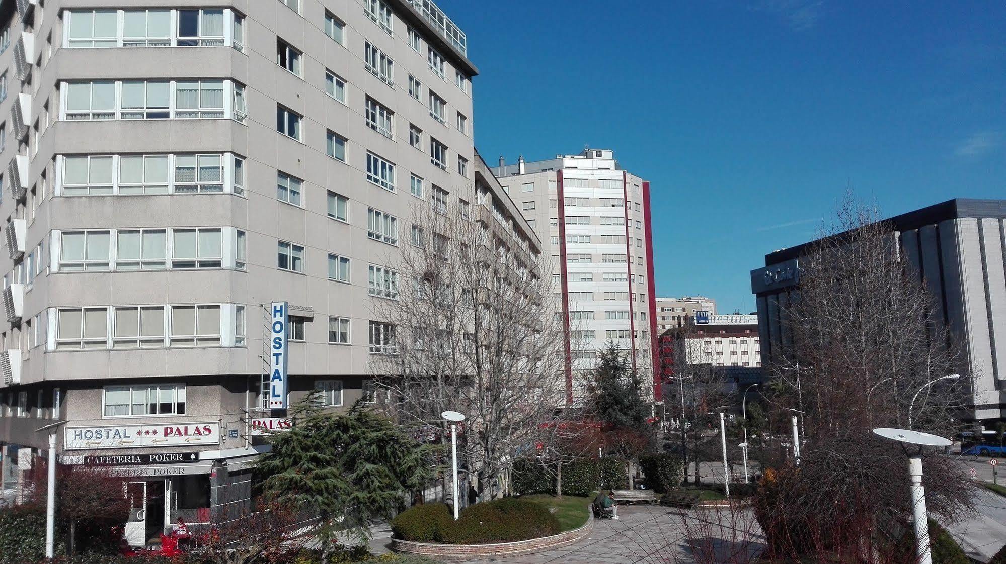 Hostal Palas A Coruna Exterior photo